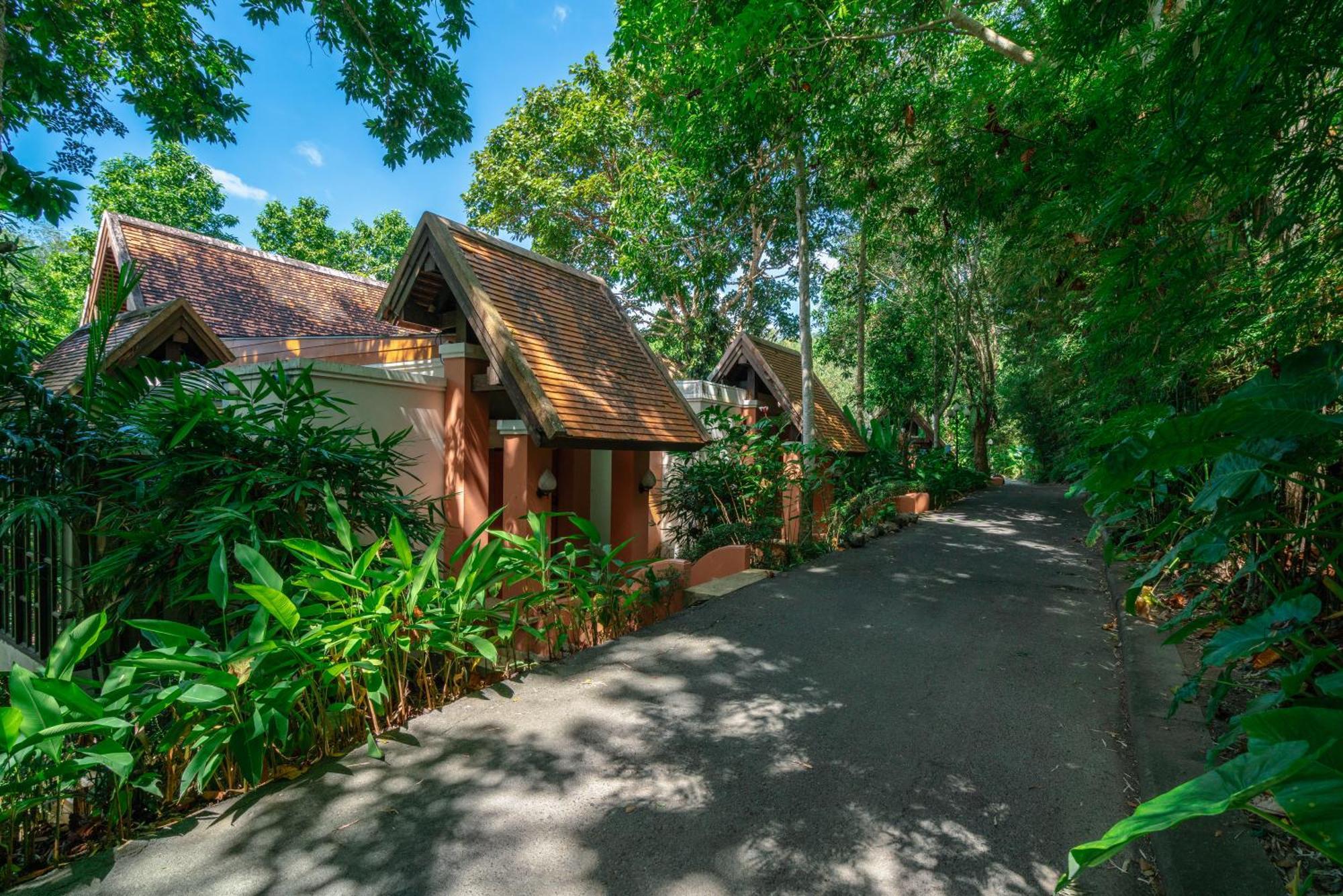 Suuko Villas Phuket Exterior foto