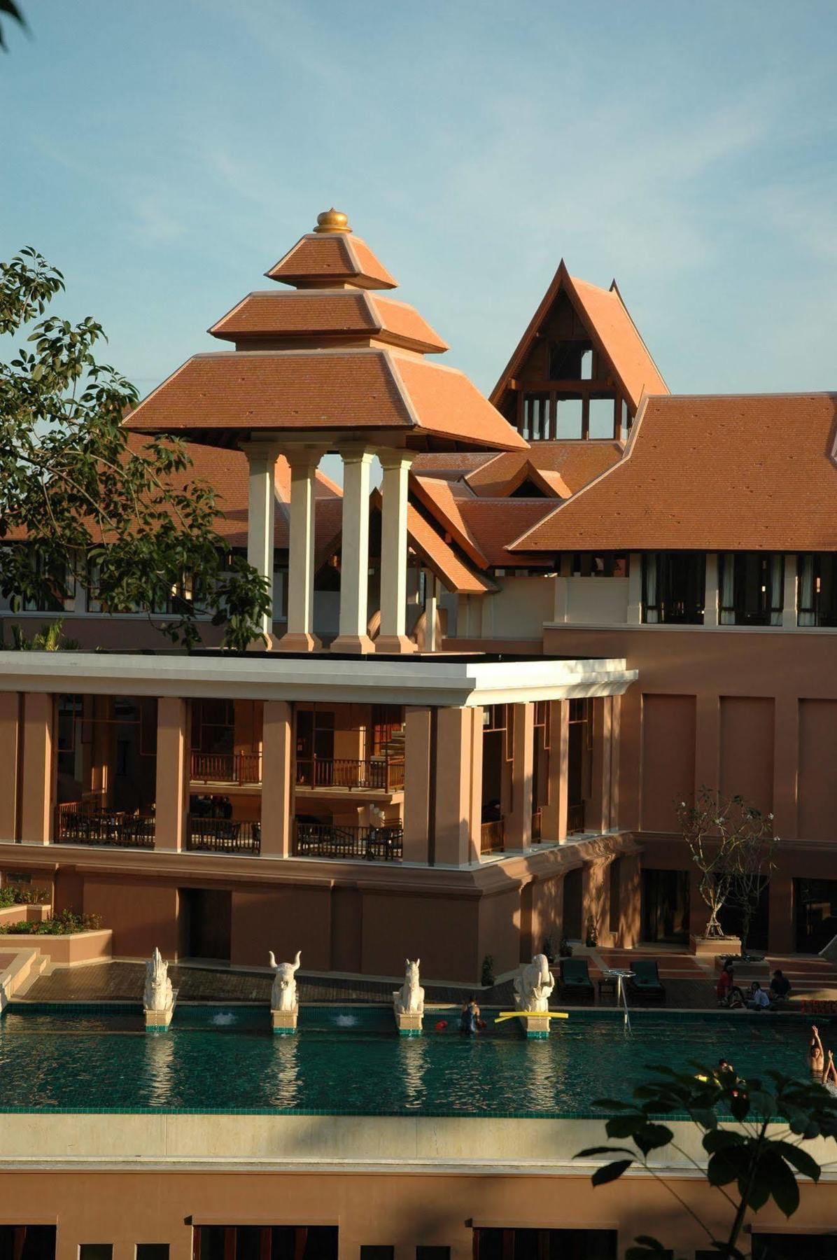 Suuko Villas Phuket Exterior foto
