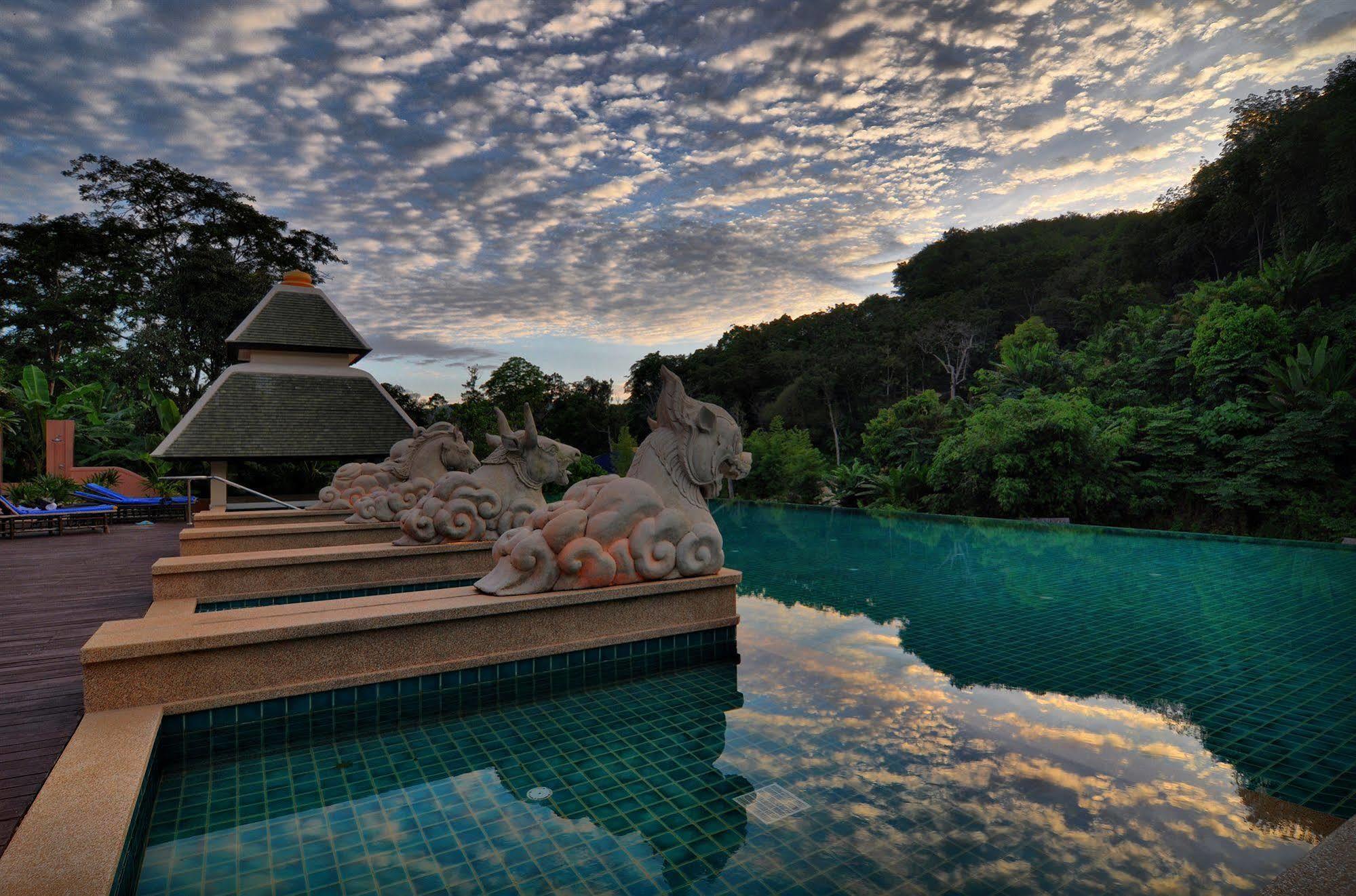 Suuko Villas Phuket Exterior foto