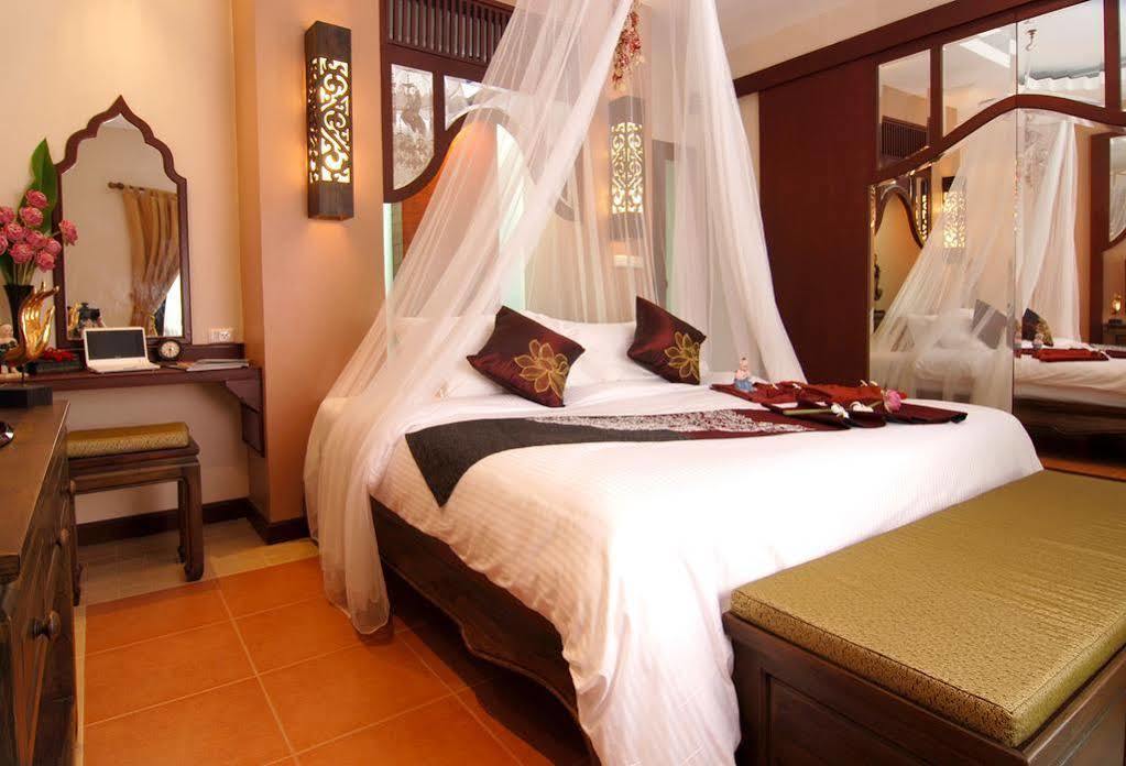 Suuko Villas Phuket Exterior foto